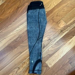 Lululemon leggings/capri